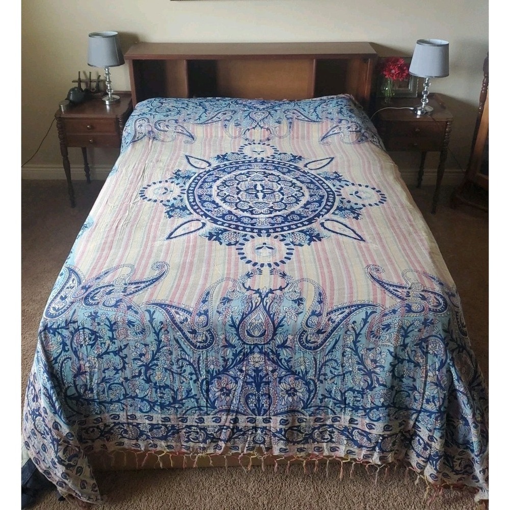 UO Home Urban Outfitters 100% Pure Cotton Woven Lightweight Fringe Throw 70x72 - Picture 2 of 7